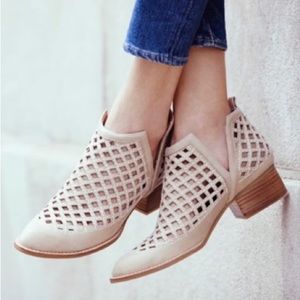 Jeffrey Campbell Taggart Booties